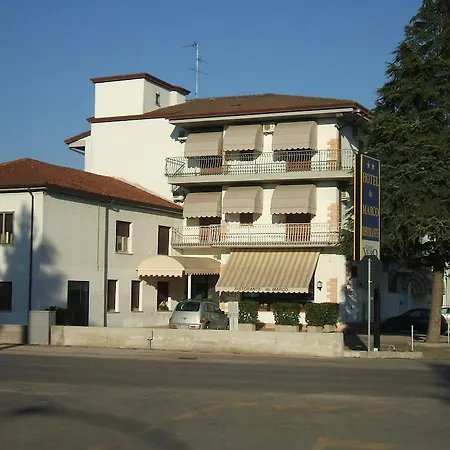 Ristorante Da Gianni 2*
